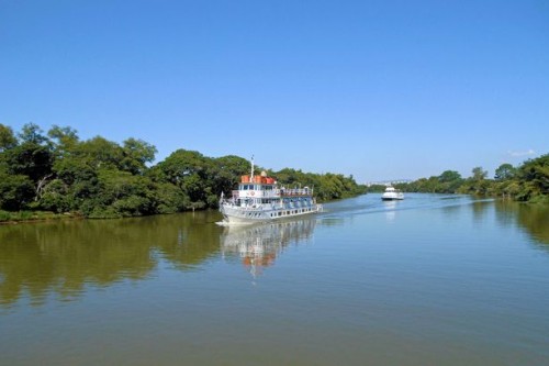 Cruzeiro no Rio Amazonas