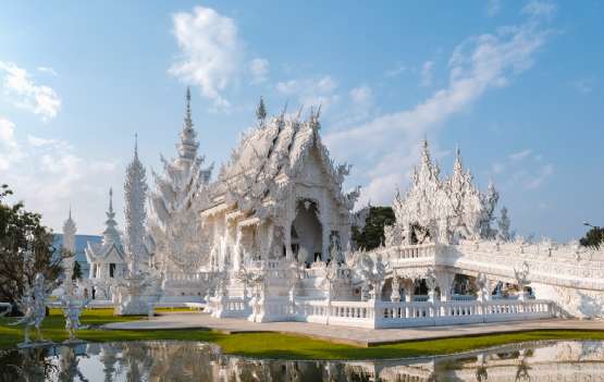 QT405 ENCANTOS DA TAILANDIA (MULHERES GIRAFAS & TEMPLO BRANCO)